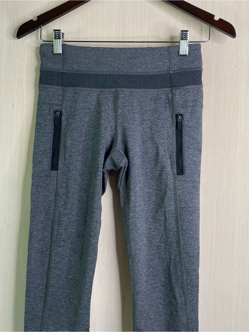 Lululemon Women’s Inspire Tight ll Running Leggings Zip Pockets Heathered Gray 4